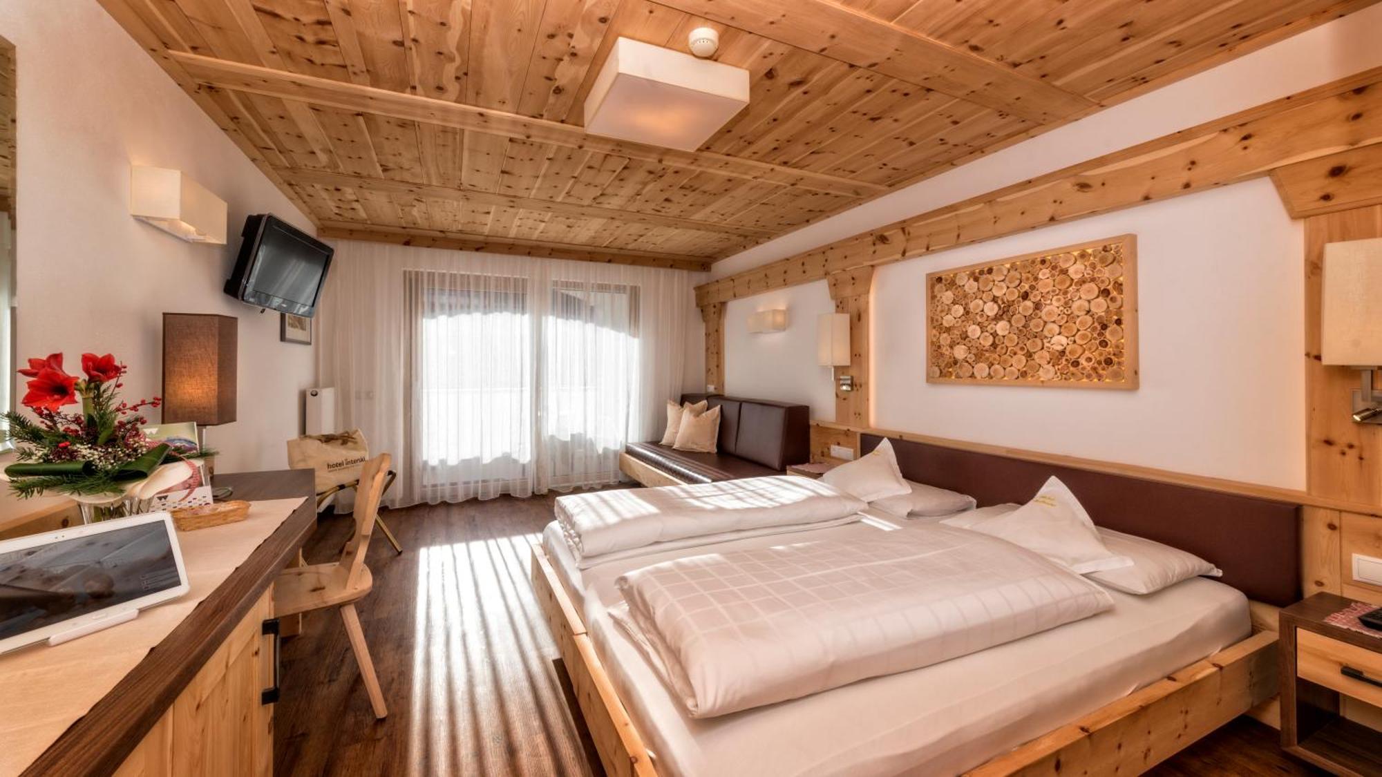 Hotel Interski Santa Cristina Val Gardena Εξωτερικό φωτογραφία